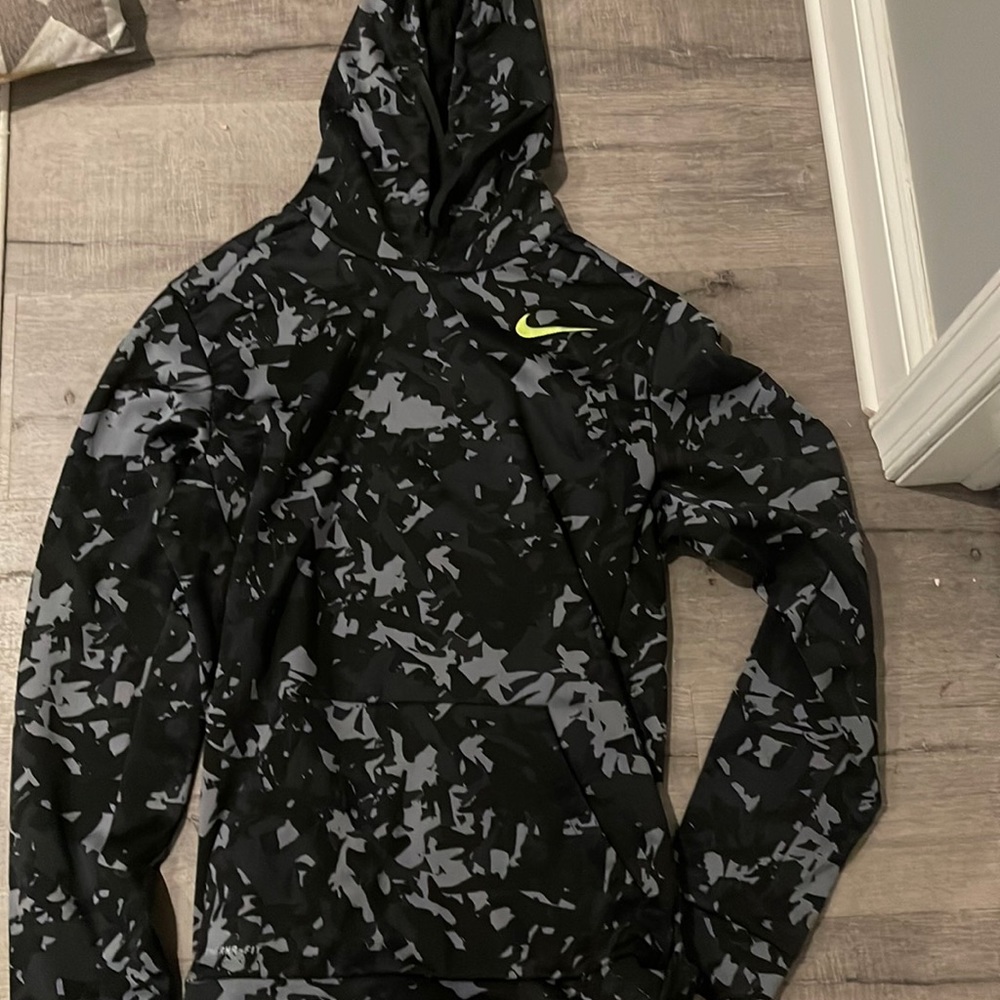 Nike men’s hoodie